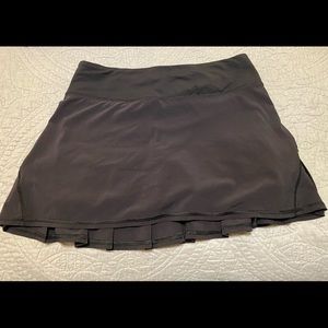 Lululemon pace rival skirt Sz 4